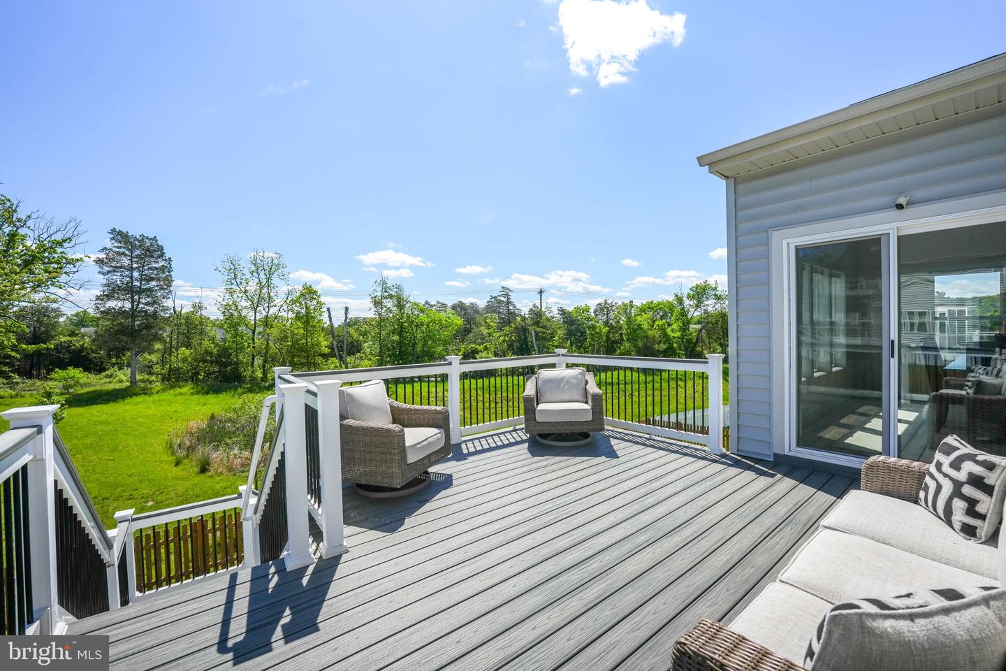 41459 TARRAGON LEAF DR, ALDIE, Virginia 20105, 5 Bedrooms Bedrooms, ,3 BathroomsBathrooms,Residential,For sale,41459 TARRAGON LEAF DR,VALO2096138 MLS # VALO2096138