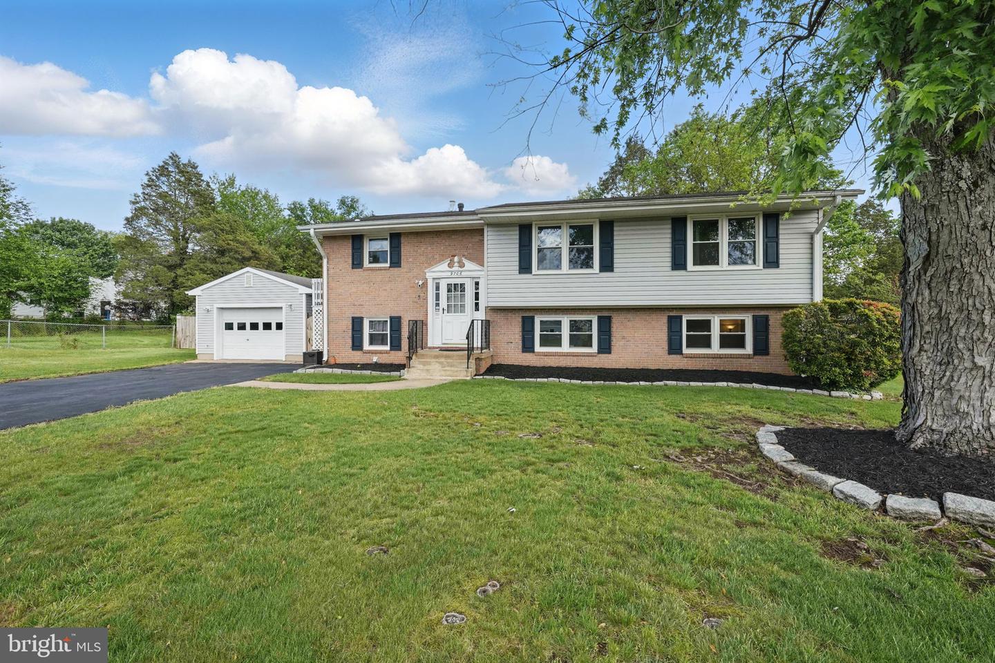 9706 GLEN CT, MANASSAS, Virginia 20110, 5 Bedrooms Bedrooms, ,3 BathroomsBathrooms,Residential,For sale,9706 GLEN CT,VAPW2094440 MLS # VAPW2094440
