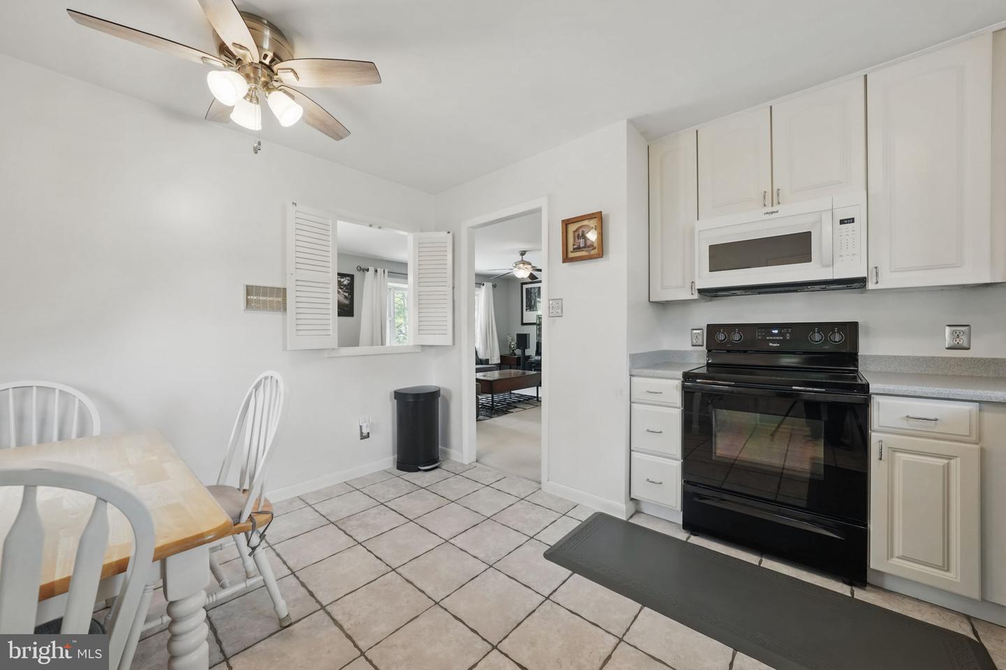 9706 GLEN CT, MANASSAS, Virginia 20110, 5 Bedrooms Bedrooms, ,3 BathroomsBathrooms,Residential,For sale,9706 GLEN CT,VAPW2094440 MLS # VAPW2094440