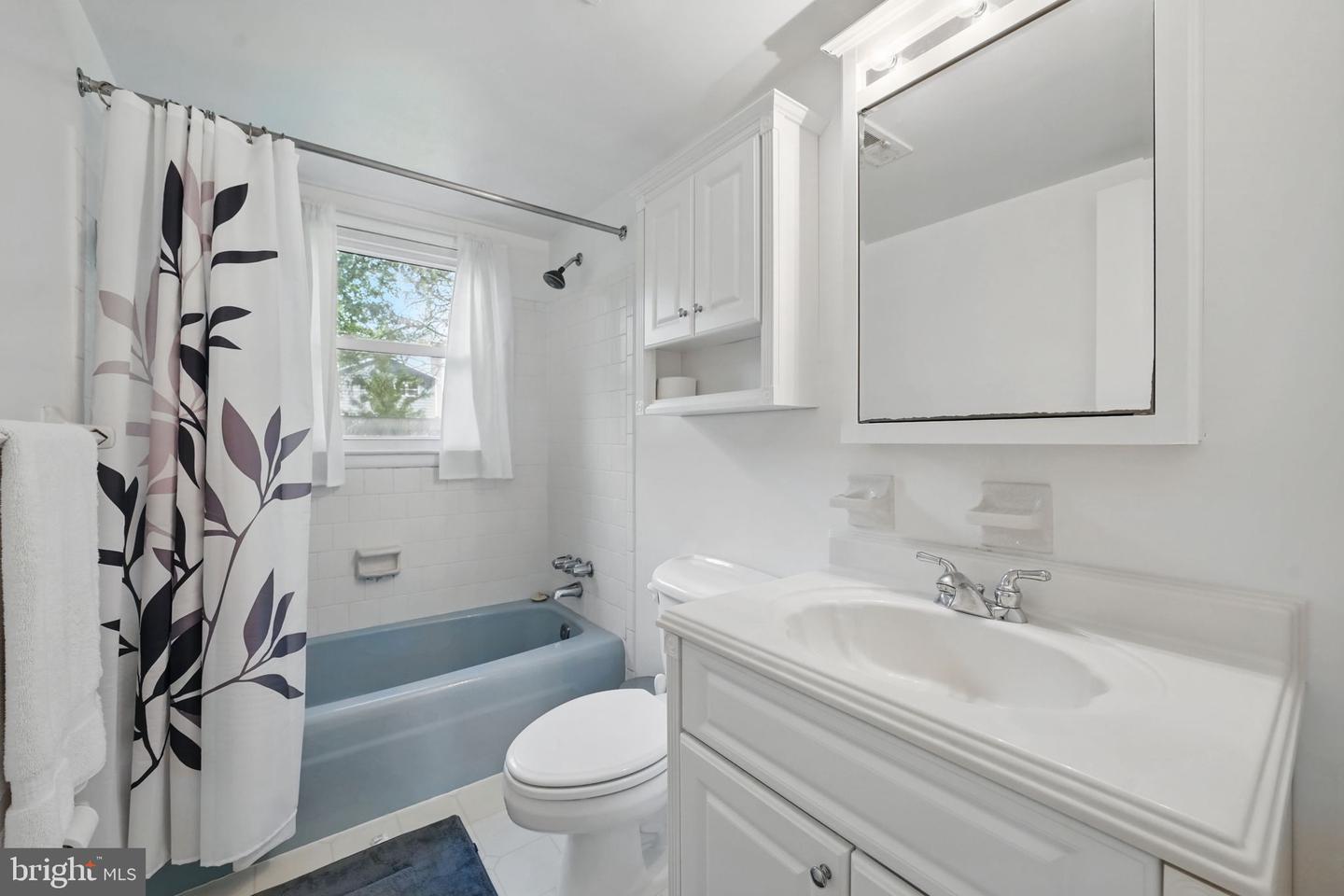 9706 GLEN CT, MANASSAS, Virginia 20110, 5 Bedrooms Bedrooms, ,3 BathroomsBathrooms,Residential,For sale,9706 GLEN CT,VAPW2094440 MLS # VAPW2094440
