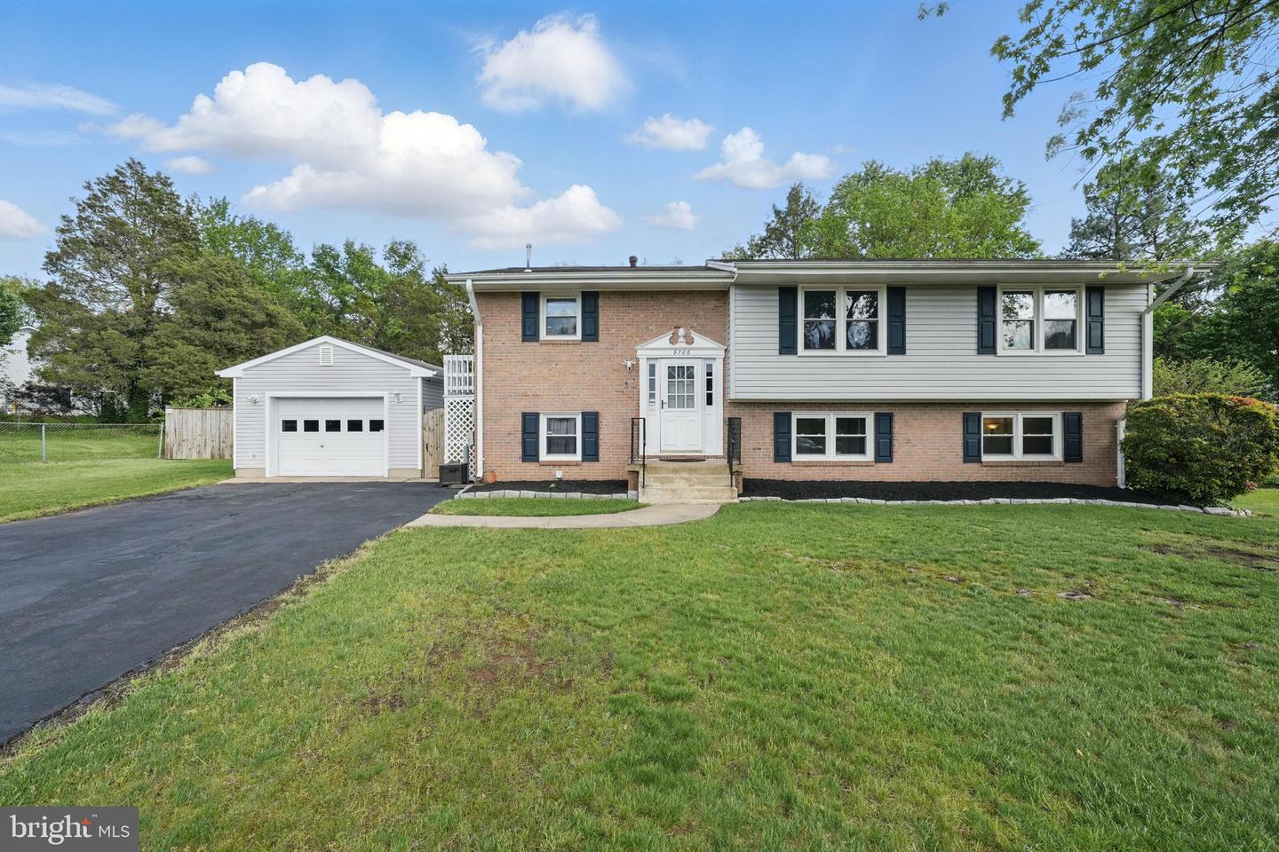 9706 GLEN CT, MANASSAS, Virginia 20110, 5 Bedrooms Bedrooms, ,3 BathroomsBathrooms,Residential,For sale,9706 GLEN CT,VAPW2094440 MLS # VAPW2094440
