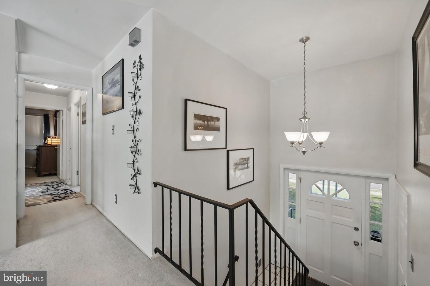 9706 GLEN CT, MANASSAS, Virginia 20110, 5 Bedrooms Bedrooms, ,3 BathroomsBathrooms,Residential,For sale,9706 GLEN CT,VAPW2094440 MLS # VAPW2094440