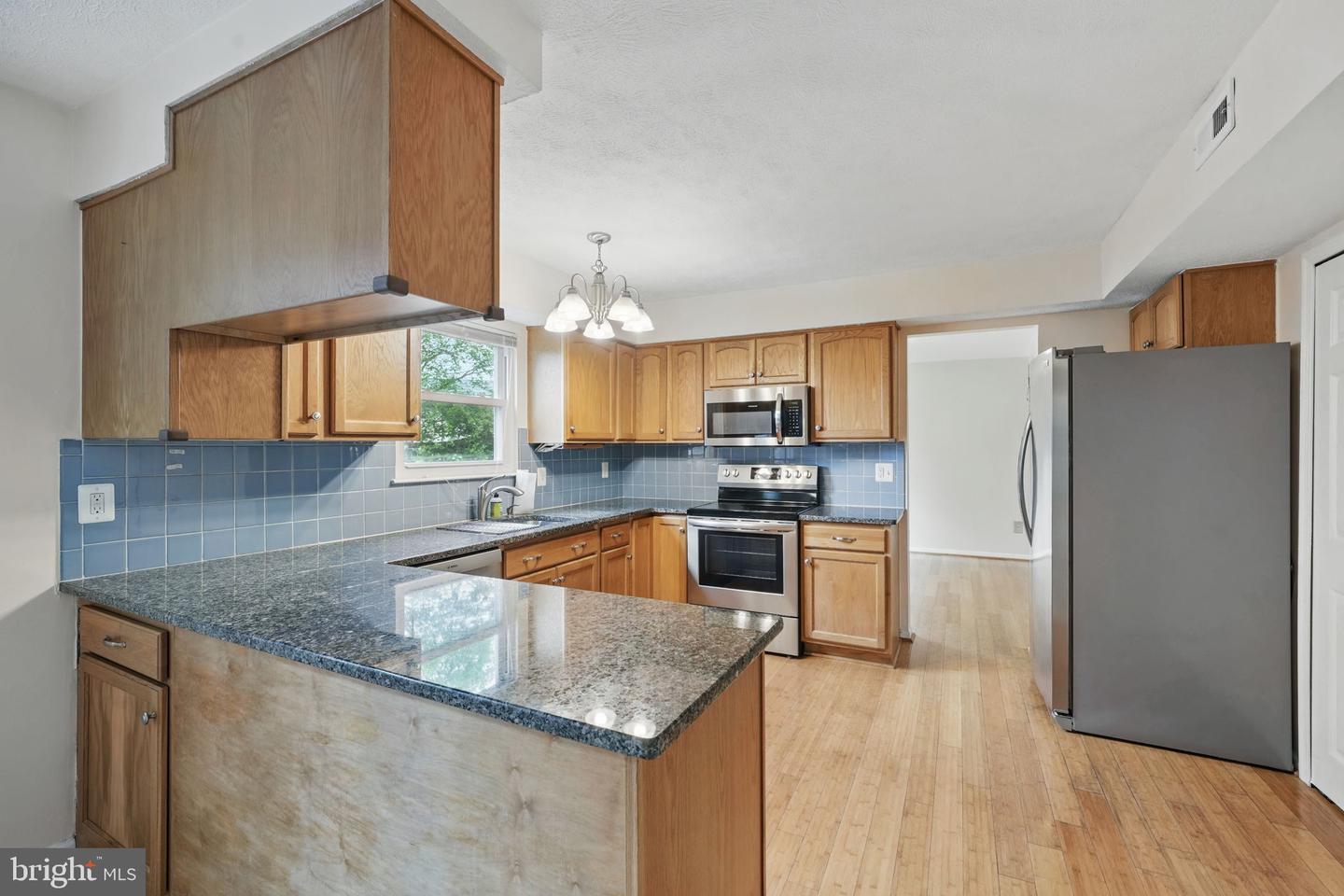 8929 SWEETBRIAR ST, MANASSAS, Virginia 20110, 4 Bedrooms Bedrooms, ,2 BathroomsBathrooms,Residential,For sale,8929 SWEETBRIAR ST,VAMN2008302 MLS # VAMN2008302