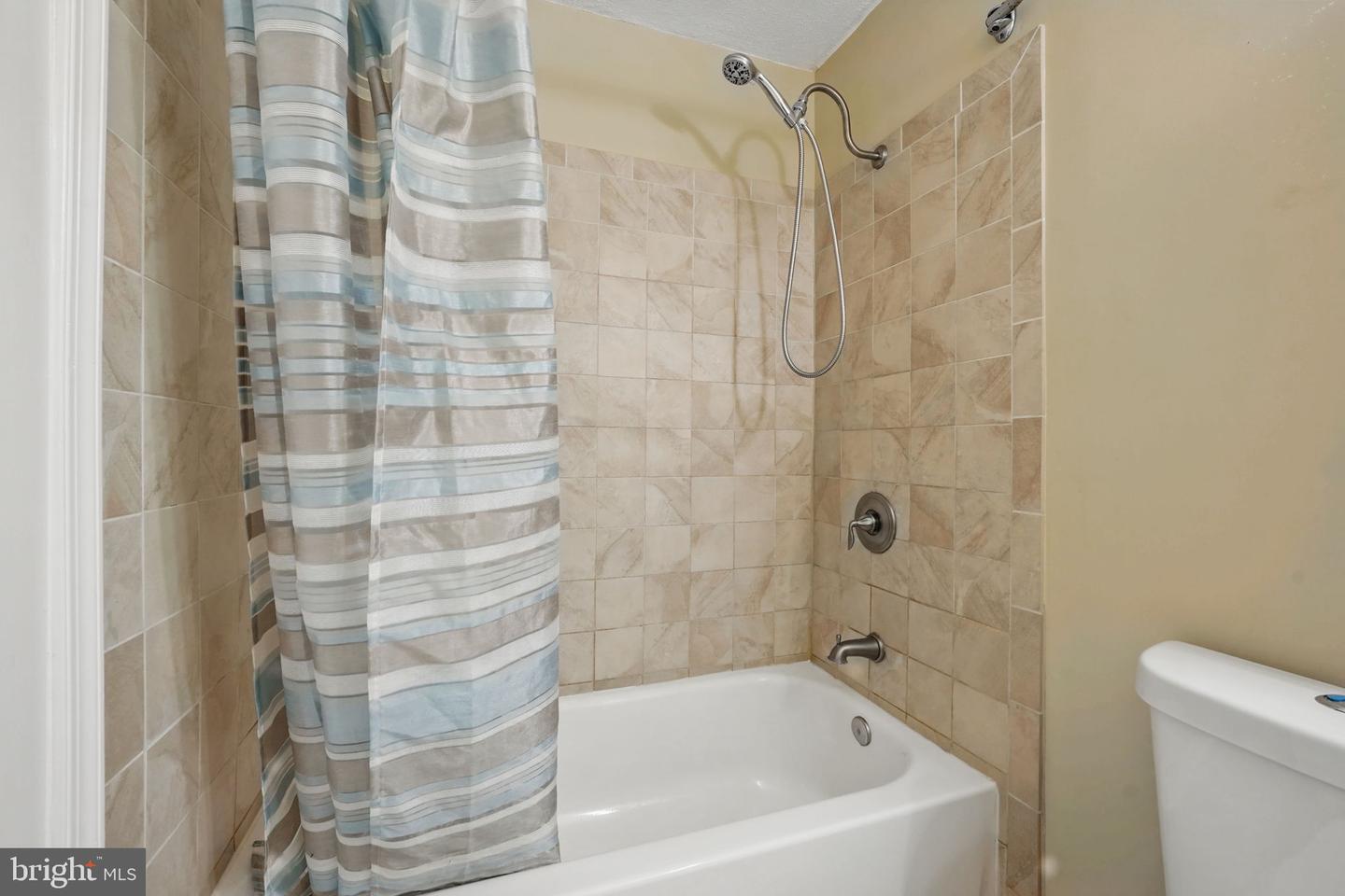 8929 SWEETBRIAR ST, MANASSAS, Virginia 20110, 4 Bedrooms Bedrooms, ,2 BathroomsBathrooms,Residential,For sale,8929 SWEETBRIAR ST,VAMN2008302 MLS # VAMN2008302