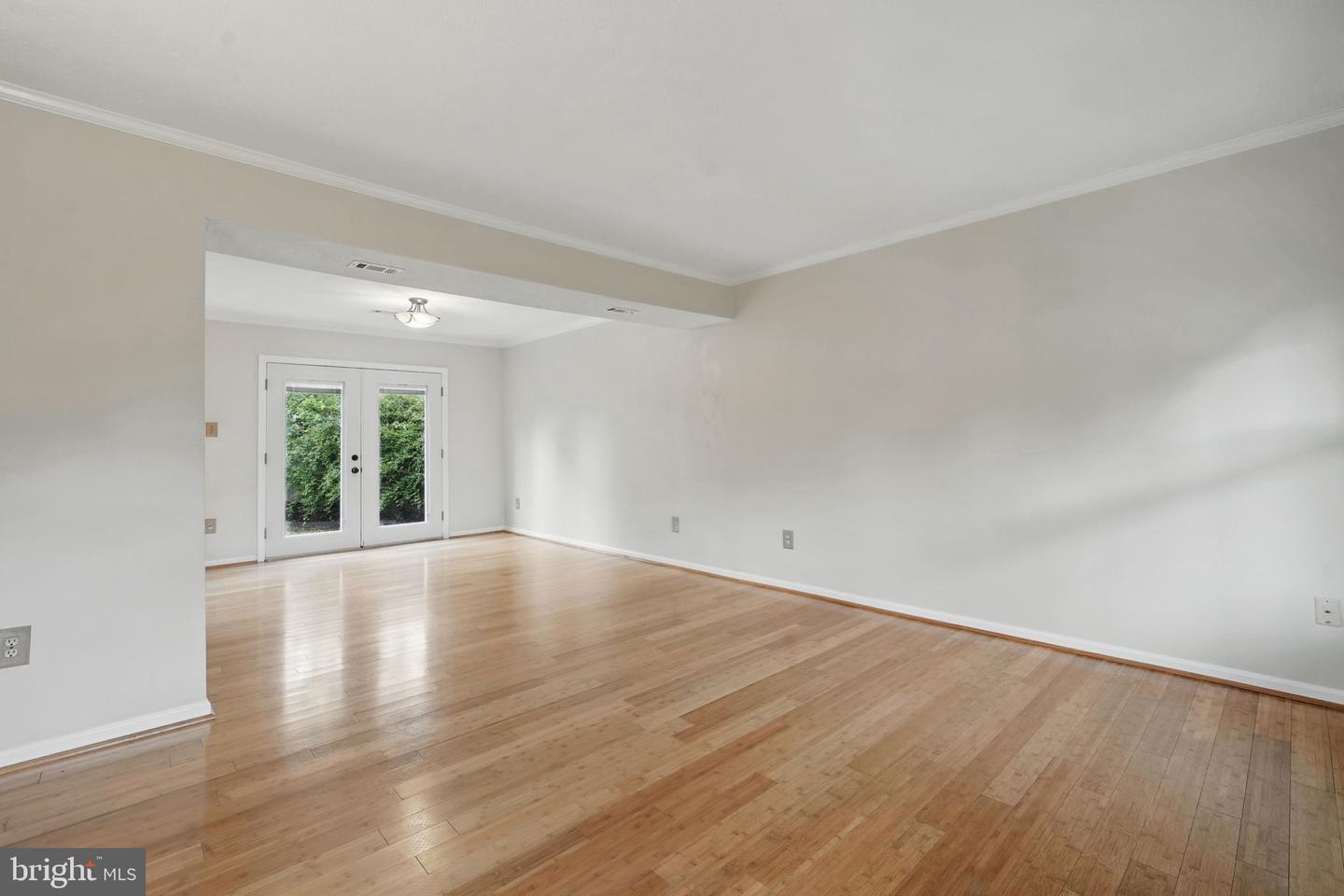 8929 SWEETBRIAR ST, MANASSAS, Virginia 20110, 4 Bedrooms Bedrooms, ,2 BathroomsBathrooms,Residential,For sale,8929 SWEETBRIAR ST,VAMN2008302 MLS # VAMN2008302