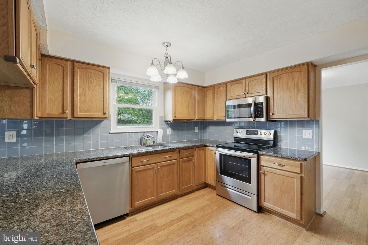 8929 SWEETBRIAR ST, MANASSAS, Virginia 20110, 4 Bedrooms Bedrooms, ,2 BathroomsBathrooms,Residential,For sale,8929 SWEETBRIAR ST,VAMN2008302 MLS # VAMN2008302