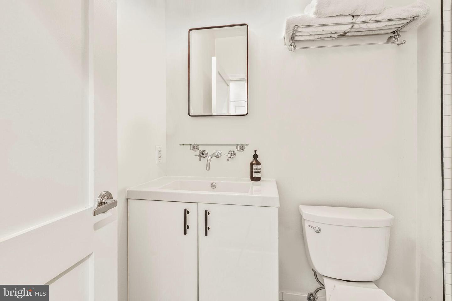 2100 11TH ST NW #306, WASHINGTON, District Of Columbia 20001, 2 Bedrooms Bedrooms, ,2 BathroomsBathrooms,Residential,For sale,2100 11TH ST NW #306,DCDC2200150 MLS # DCDC2200150