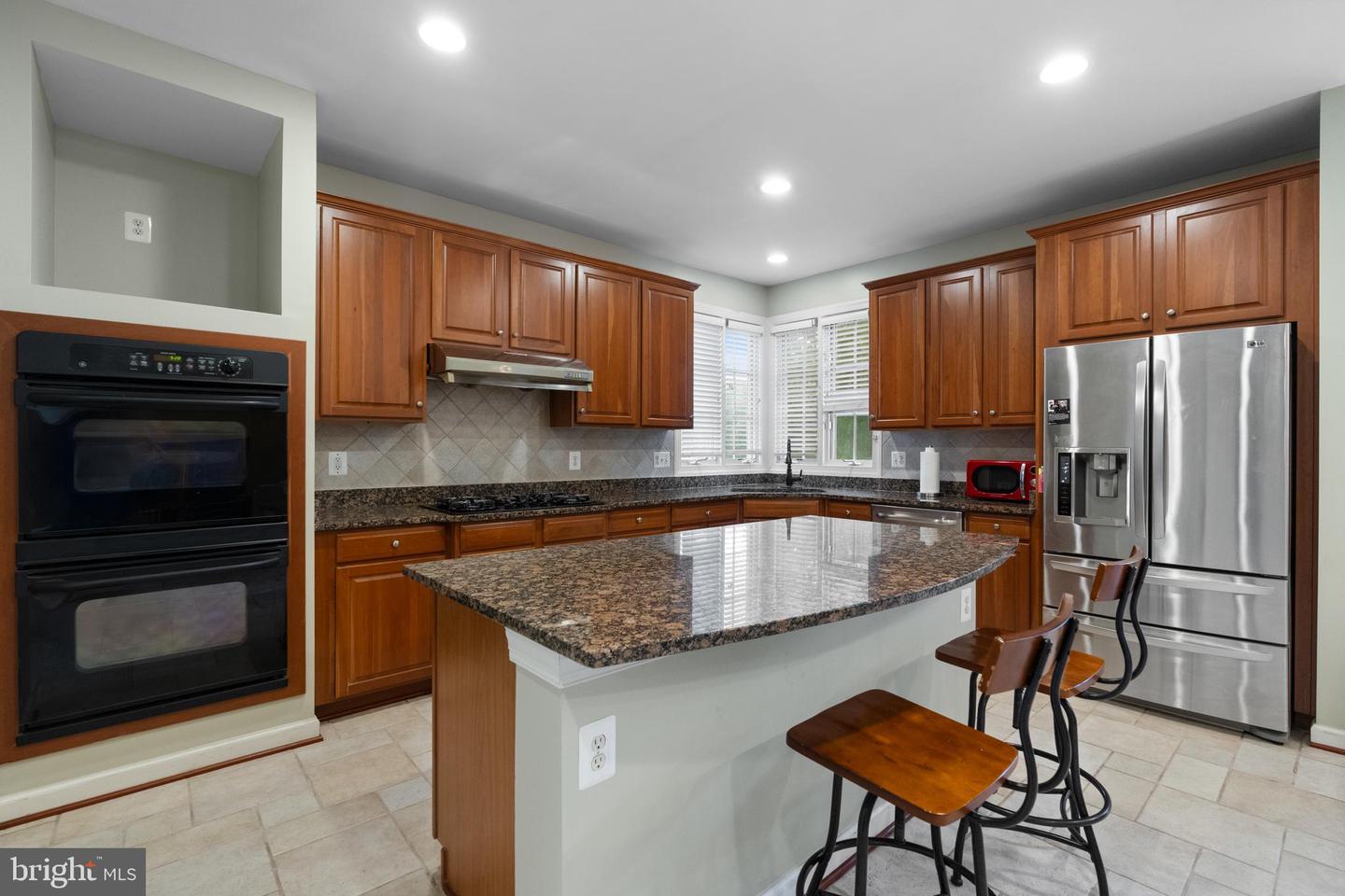 4831 CROSS MEADOW PL, CHANTILLY, Virginia 20151, 5 Bedrooms Bedrooms, ,4 BathroomsBathrooms,Residential,For sale,4831 CROSS MEADOW PL,VAFX2240198 MLS # VAFX2240198
