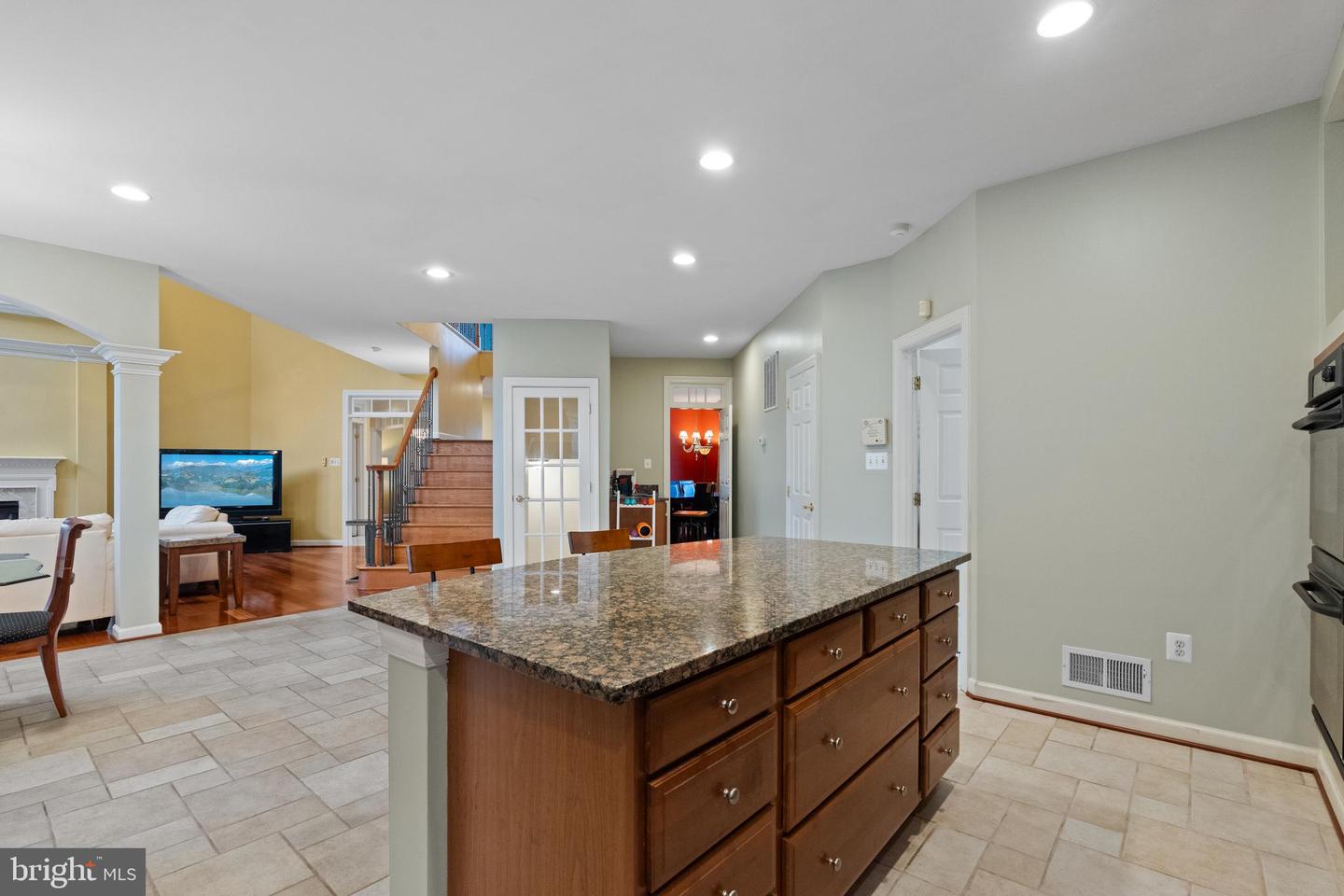 4831 CROSS MEADOW PL, CHANTILLY, Virginia 20151, 5 Bedrooms Bedrooms, ,4 BathroomsBathrooms,Residential,For sale,4831 CROSS MEADOW PL,VAFX2240198 MLS # VAFX2240198