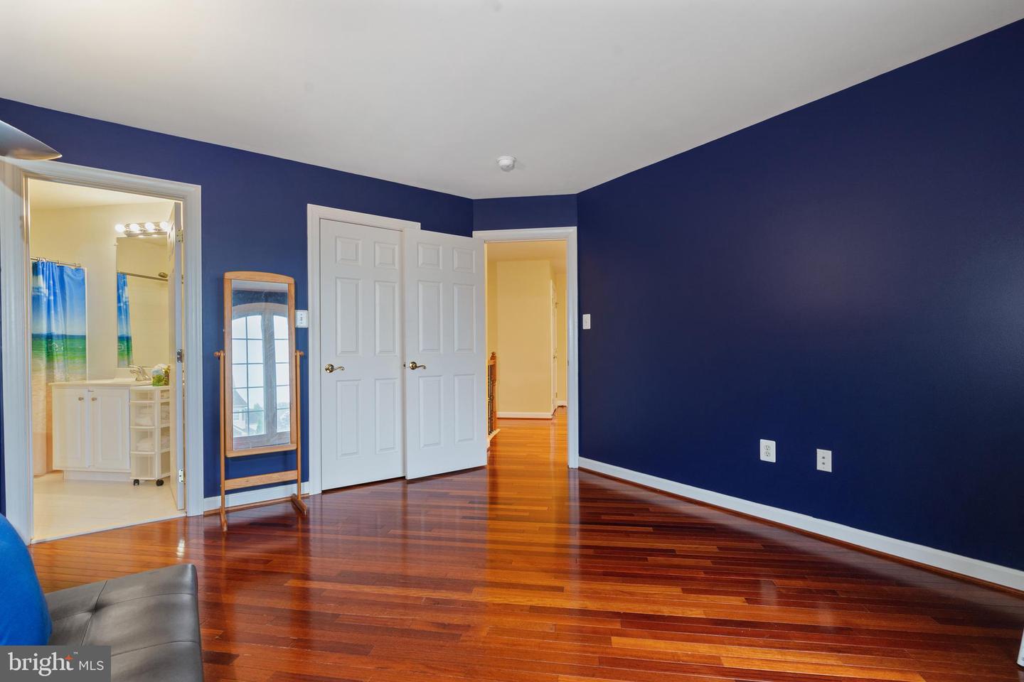 4831 CROSS MEADOW PL, CHANTILLY, Virginia 20151, 5 Bedrooms Bedrooms, ,4 BathroomsBathrooms,Residential,For sale,4831 CROSS MEADOW PL,VAFX2240198 MLS # VAFX2240198