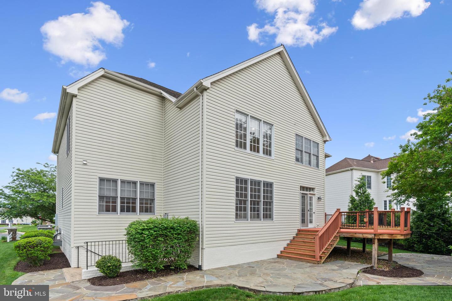 4831 CROSS MEADOW PL, CHANTILLY, Virginia 20151, 5 Bedrooms Bedrooms, ,4 BathroomsBathrooms,Residential,For sale,4831 CROSS MEADOW PL,VAFX2240198 MLS # VAFX2240198