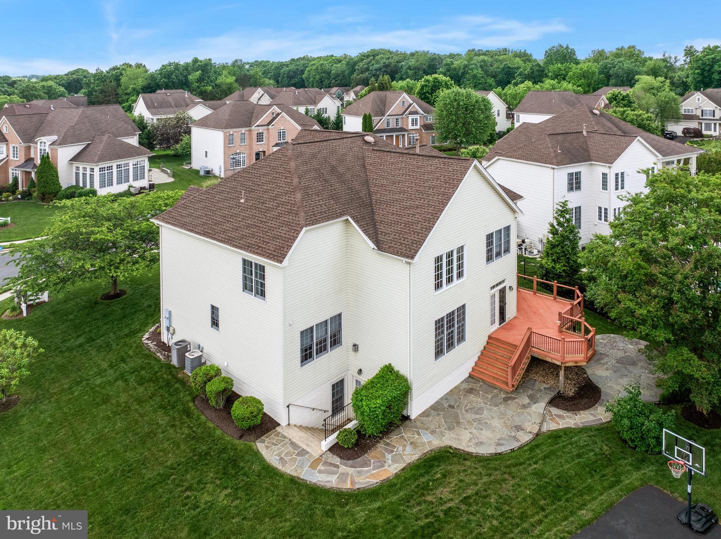 4831 CROSS MEADOW PL, CHANTILLY, Virginia 20151, 5 Bedrooms Bedrooms, ,4 BathroomsBathrooms,Residential,For sale,4831 CROSS MEADOW PL,VAFX2240198 MLS # VAFX2240198