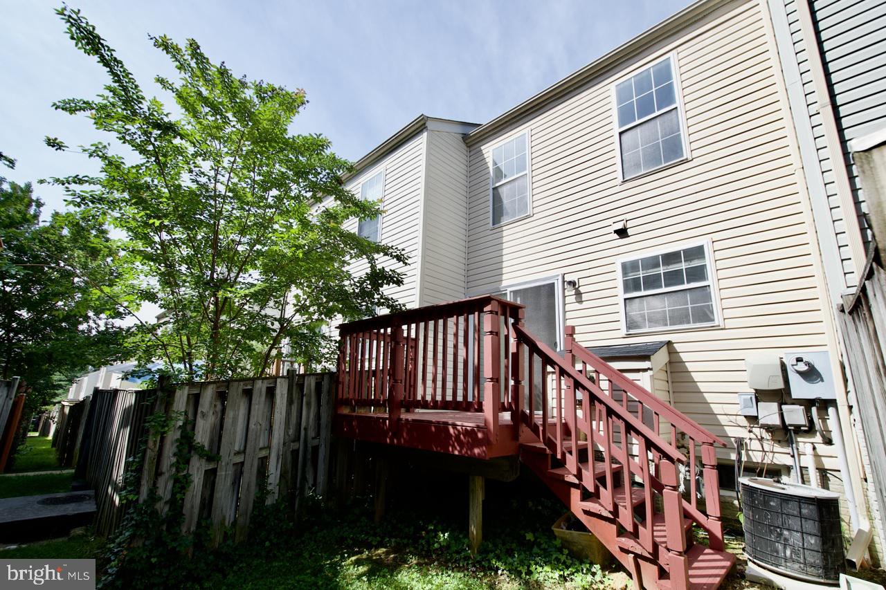 1849 TIGER LILY CIR, WOODBRIDGE, Virginia 22192, 2 Bedrooms Bedrooms, ,3 BathroomsBathrooms,Residential,For sale,1849 TIGER LILY CIR,VAPW2094470 MLS # VAPW2094470
