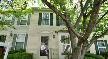 1849 TIGER LILY CIR, WOODBRIDGE, Virginia 22192, 2 Bedrooms Bedrooms, ,3 BathroomsBathrooms,Residential,For sale,1849 TIGER LILY CIR,VAPW2094470 MLS # VAPW2094470