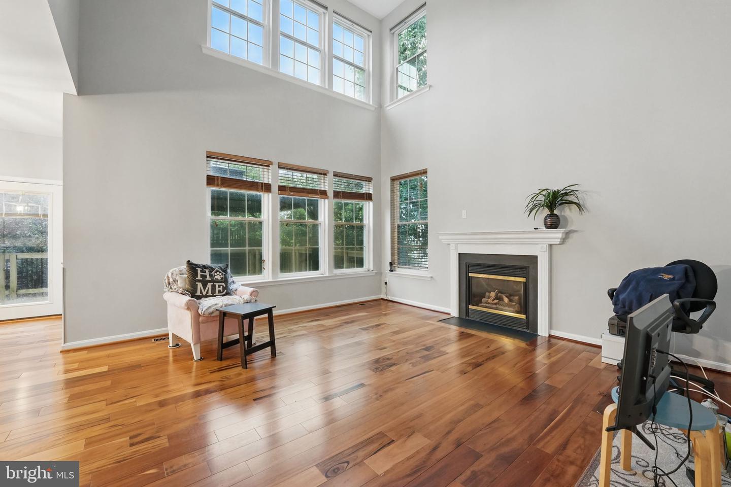 25546 CHILMARK DR, CHANTILLY, Virginia 20152, 4 Bedrooms Bedrooms, ,3 BathroomsBathrooms,Residential,For sale,25546 CHILMARK DR,VALO2096158 MLS # VALO2096158