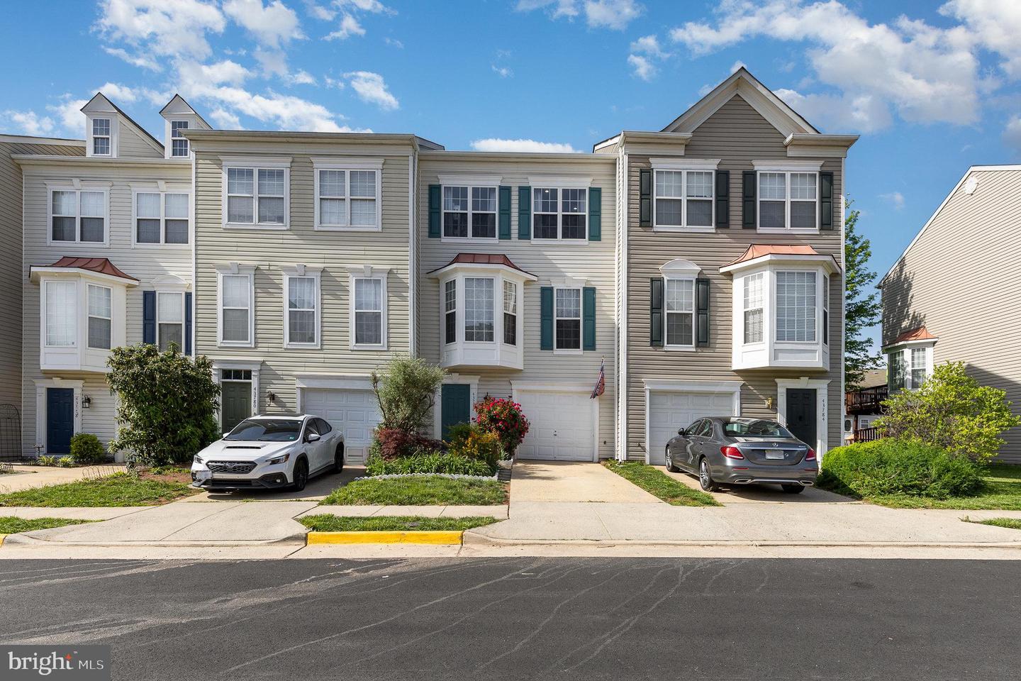 43782 TATTINGER TER, ASHBURN, Virginia 20148, 3 Bedrooms Bedrooms, ,3 BathroomsBathrooms,Residential,For sale,43782 TATTINGER TER,VALO2096176 MLS # VALO2096176