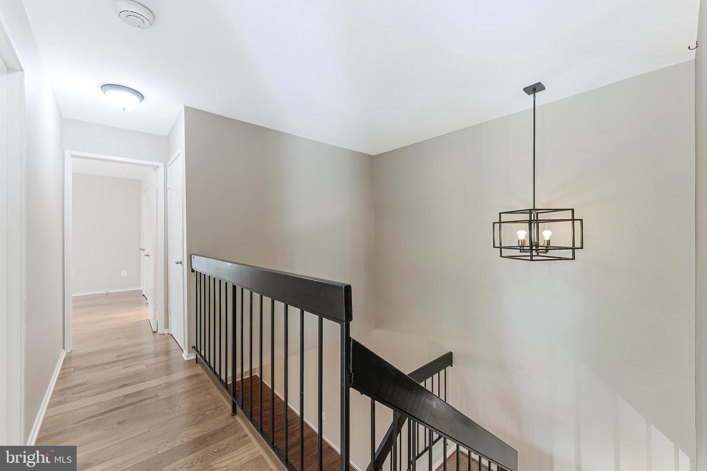 3131 EAKIN PARK CT, FAIRFAX, Virginia 22031, 3 Bedrooms Bedrooms, 8 Rooms Rooms,2 BathroomsBathrooms,Residential,For sale,3131 EAKIN PARK CT,VAFX2240264 MLS # VAFX2240264