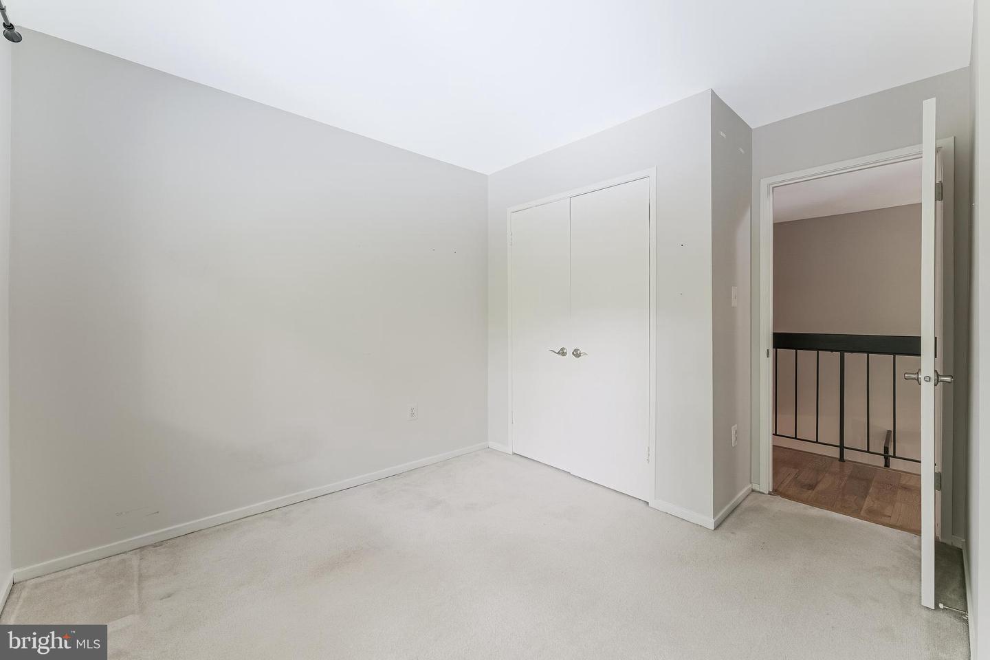 3131 EAKIN PARK CT, FAIRFAX, Virginia 22031, 3 Bedrooms Bedrooms, 8 Rooms Rooms,2 BathroomsBathrooms,Residential,For sale,3131 EAKIN PARK CT,VAFX2240264 MLS # VAFX2240264