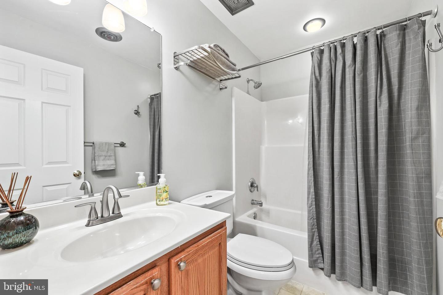 135 GREENWAY ST, FREDERICKSBURG, Virginia 22405, 4 Bedrooms Bedrooms, ,2 BathroomsBathrooms,Residential,For sale,135 GREENWAY ST,VAST2038744 MLS # VAST2038744