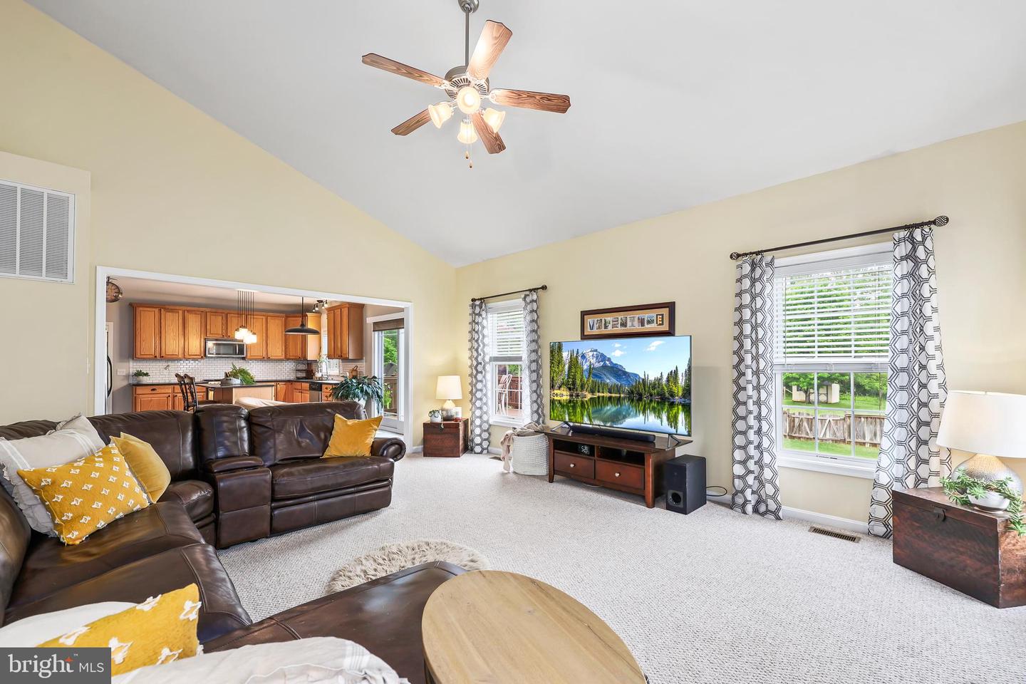 135 GREENWAY ST, FREDERICKSBURG, Virginia 22405, 4 Bedrooms Bedrooms, ,2 BathroomsBathrooms,Residential,For sale,135 GREENWAY ST,VAST2038744 MLS # VAST2038744