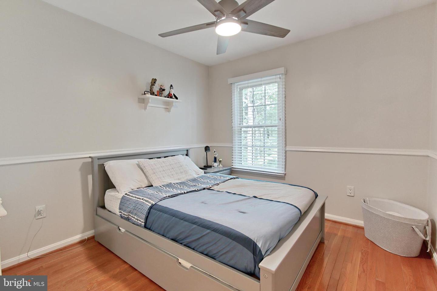 7224 OLDE LANTERN WAY, SPRINGFIELD, Virginia 22152, 3 Bedrooms Bedrooms, ,3 BathroomsBathrooms,Residential,For sale,7224 OLDE LANTERN WAY,VAFX2240292 MLS # VAFX2240292