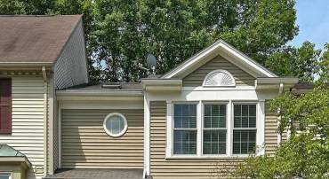 7224 OLDE LANTERN WAY, SPRINGFIELD, Virginia 22152, 3 Bedrooms Bedrooms, ,3 BathroomsBathrooms,Residential,For sale,7224 OLDE LANTERN WAY,VAFX2240292 MLS # VAFX2240292