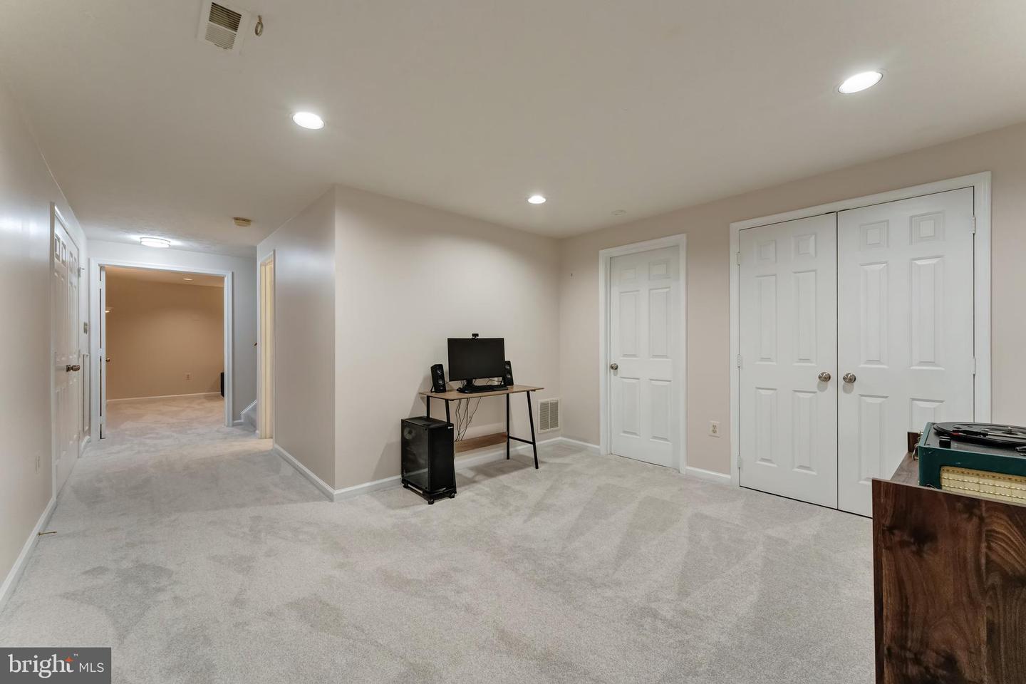 13826 SPRINGSTONE DR, CLIFTON, Virginia 20124, 4 Bedrooms Bedrooms, ,3 BathroomsBathrooms,Residential,For sale,13826 SPRINGSTONE DR,VAFX2240318 MLS # VAFX2240318