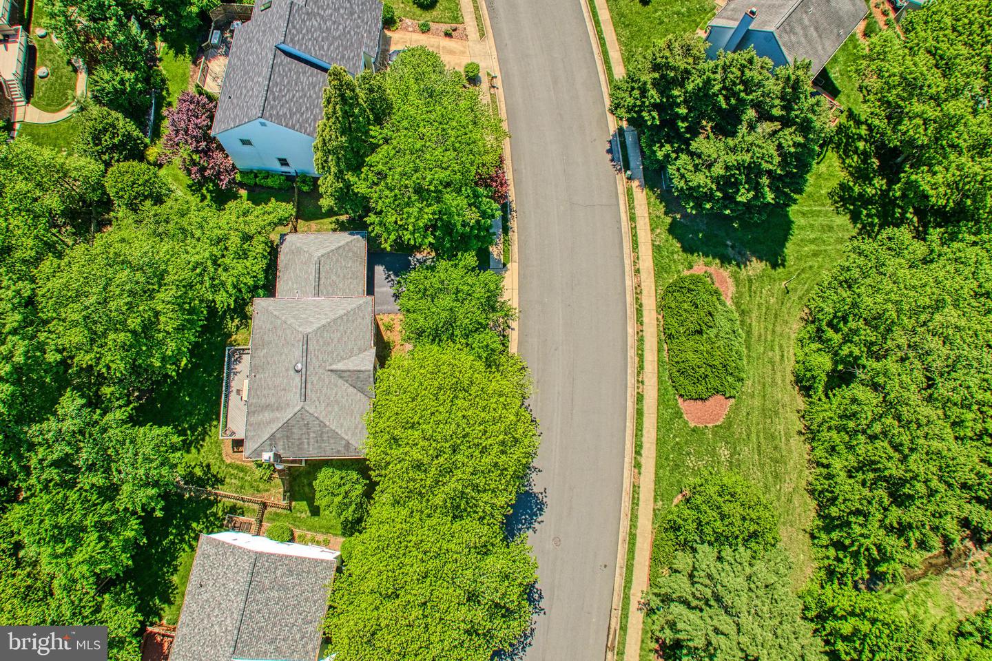 13826 SPRINGSTONE DR, CLIFTON, Virginia 20124, 4 Bedrooms Bedrooms, ,3 BathroomsBathrooms,Residential,For sale,13826 SPRINGSTONE DR,VAFX2240318 MLS # VAFX2240318
