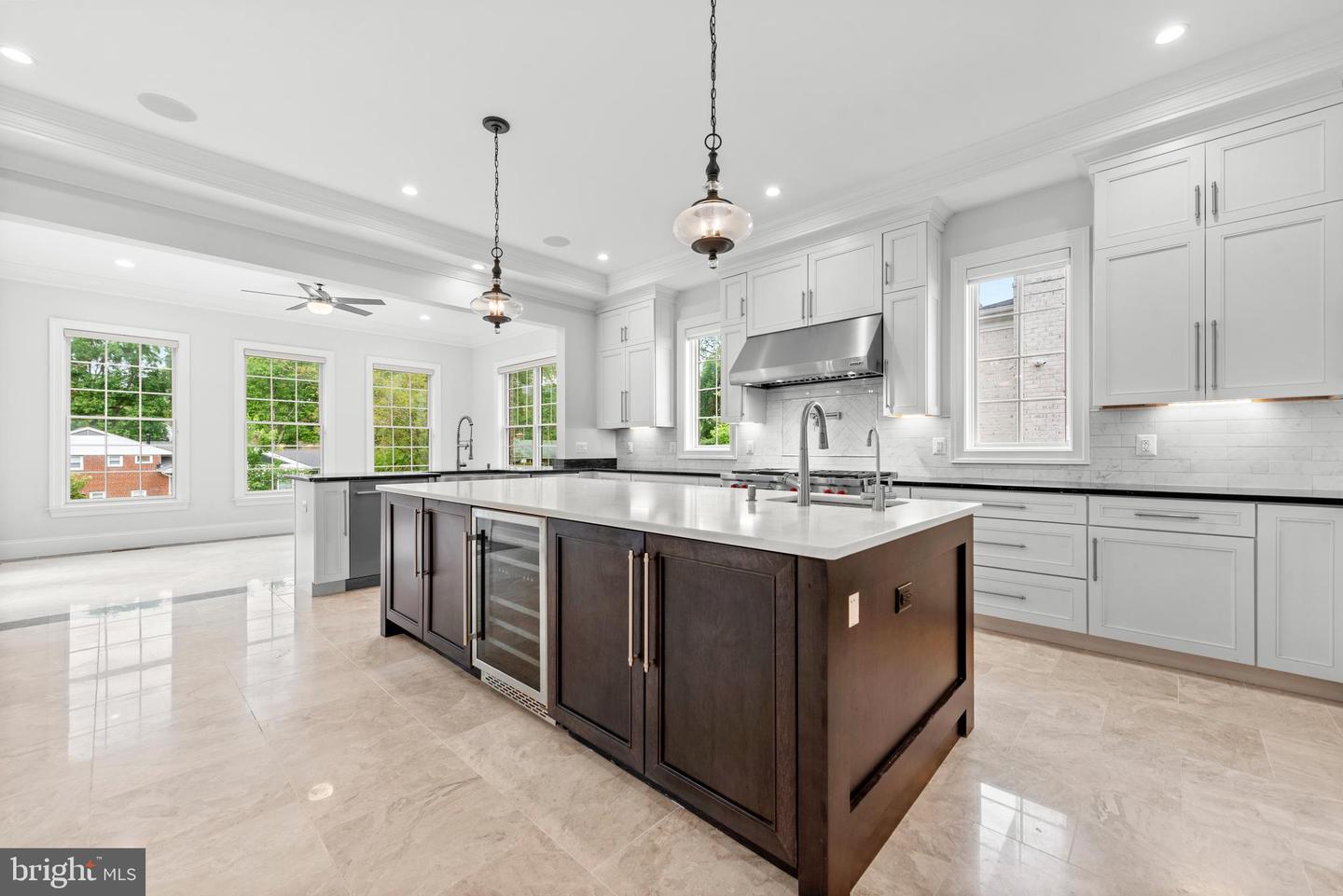 7003 CHURCHILL RD, MCLEAN, Virginia 22101, 7 Bedrooms Bedrooms, ,6 BathroomsBathrooms,Residential,For sale,7003 CHURCHILL RD,VAFX2240334 MLS # VAFX2240334