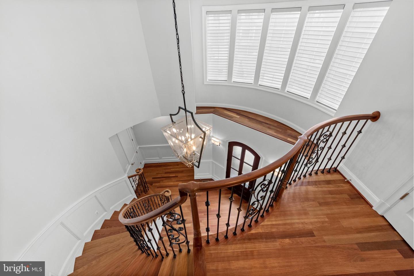 7003 CHURCHILL RD, MCLEAN, Virginia 22101, 7 Bedrooms Bedrooms, ,6 BathroomsBathrooms,Residential,For sale,7003 CHURCHILL RD,VAFX2240334 MLS # VAFX2240334