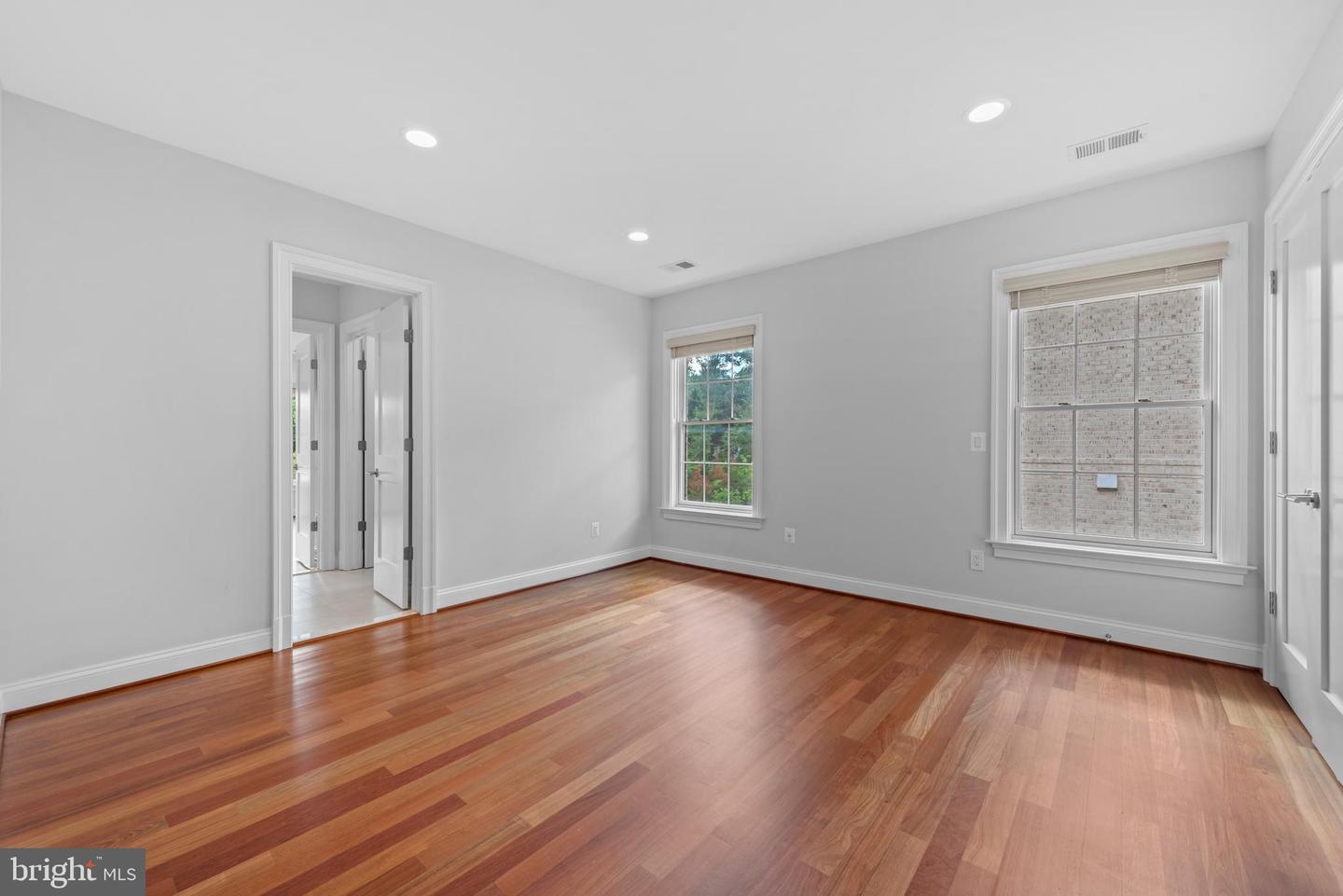 7003 CHURCHILL RD, MCLEAN, Virginia 22101, 7 Bedrooms Bedrooms, ,6 BathroomsBathrooms,Residential,For sale,7003 CHURCHILL RD,VAFX2240334 MLS # VAFX2240334