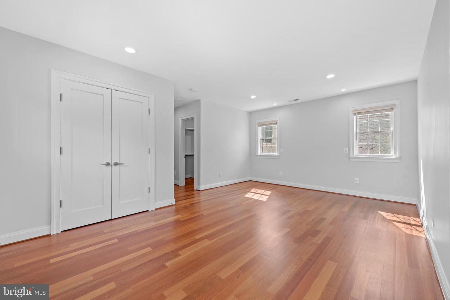 7003 CHURCHILL RD, MCLEAN, Virginia 22101, 7 Bedrooms Bedrooms, ,6 BathroomsBathrooms,Residential,For sale,7003 CHURCHILL RD,VAFX2240334 MLS # VAFX2240334