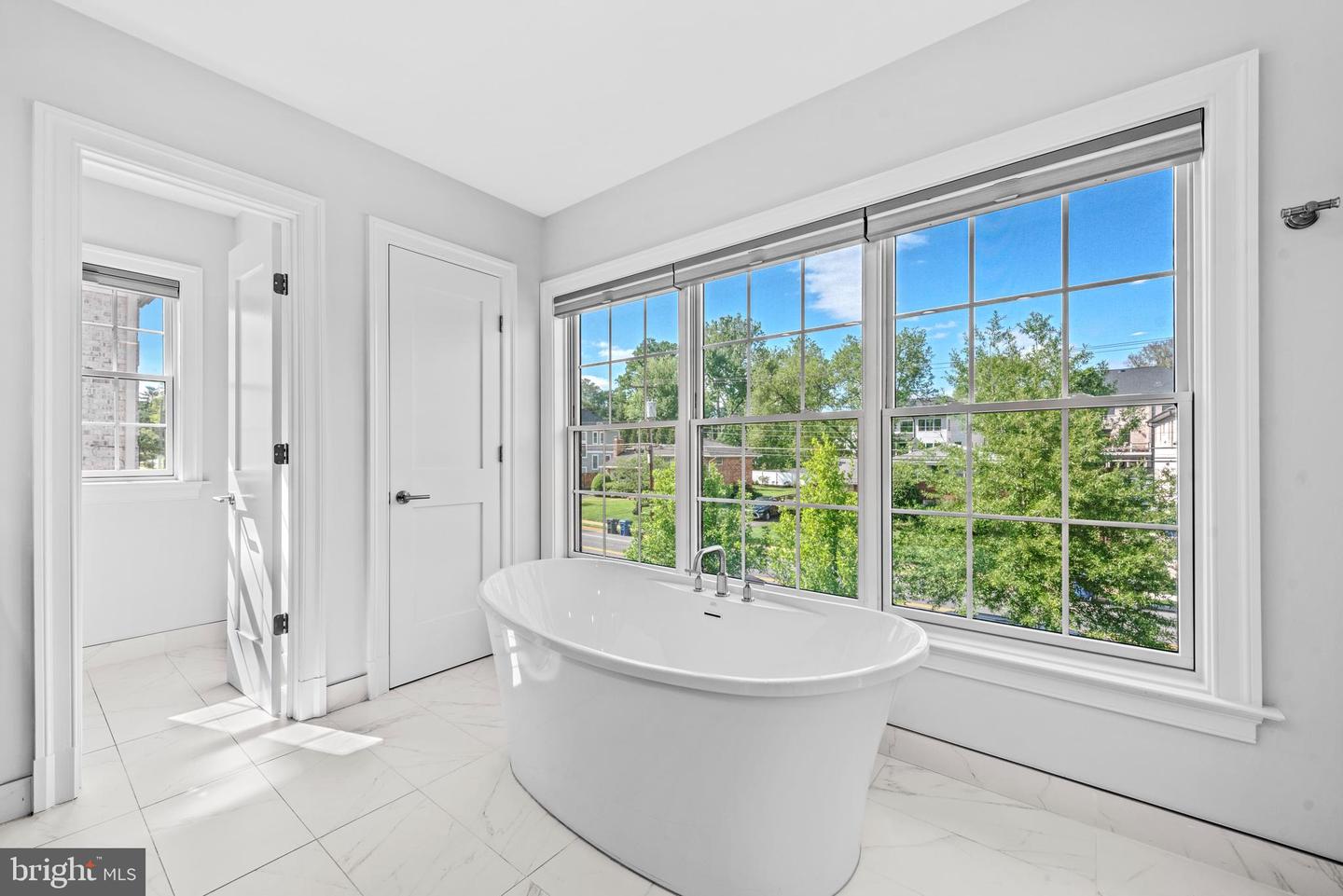 7003 CHURCHILL RD, MCLEAN, Virginia 22101, 7 Bedrooms Bedrooms, ,6 BathroomsBathrooms,Residential,For sale,7003 CHURCHILL RD,VAFX2240334 MLS # VAFX2240334