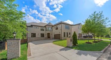 7003 CHURCHILL RD, MCLEAN, Virginia 22101, 7 Bedrooms Bedrooms, ,6 BathroomsBathrooms,Residential,For sale,7003 CHURCHILL RD,VAFX2240334 MLS # VAFX2240334