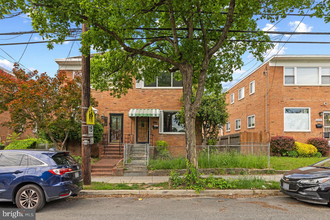 6328 NORTH CAPITOL ST NW, WASHINGTON, District Of Columbia 20011, 3 Bedrooms Bedrooms, ,1 BathroomBathrooms,Residential,For sale,6328 NORTH CAPITOL ST NW,DCDC2200098 MLS # DCDC2200098