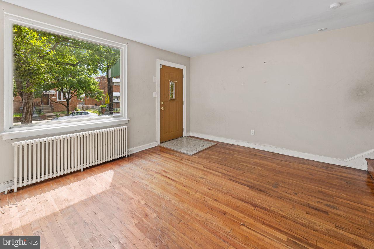 6328 NORTH CAPITOL ST NW, WASHINGTON, District Of Columbia 20011, 3 Bedrooms Bedrooms, ,1 BathroomBathrooms,Residential,For sale,6328 NORTH CAPITOL ST NW,DCDC2200098 MLS # DCDC2200098