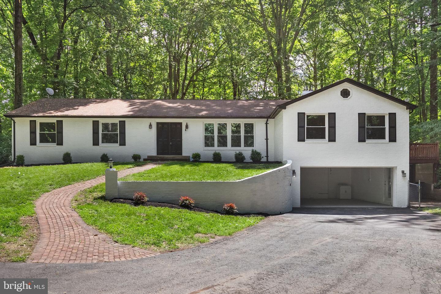 14863 PRESTIGE DR, WOODBRIDGE, Virginia 22193, 6 Bedrooms Bedrooms, ,3 BathroomsBathrooms,Residential,For sale,14863 PRESTIGE DR,VAPW2094480 MLS # VAPW2094480