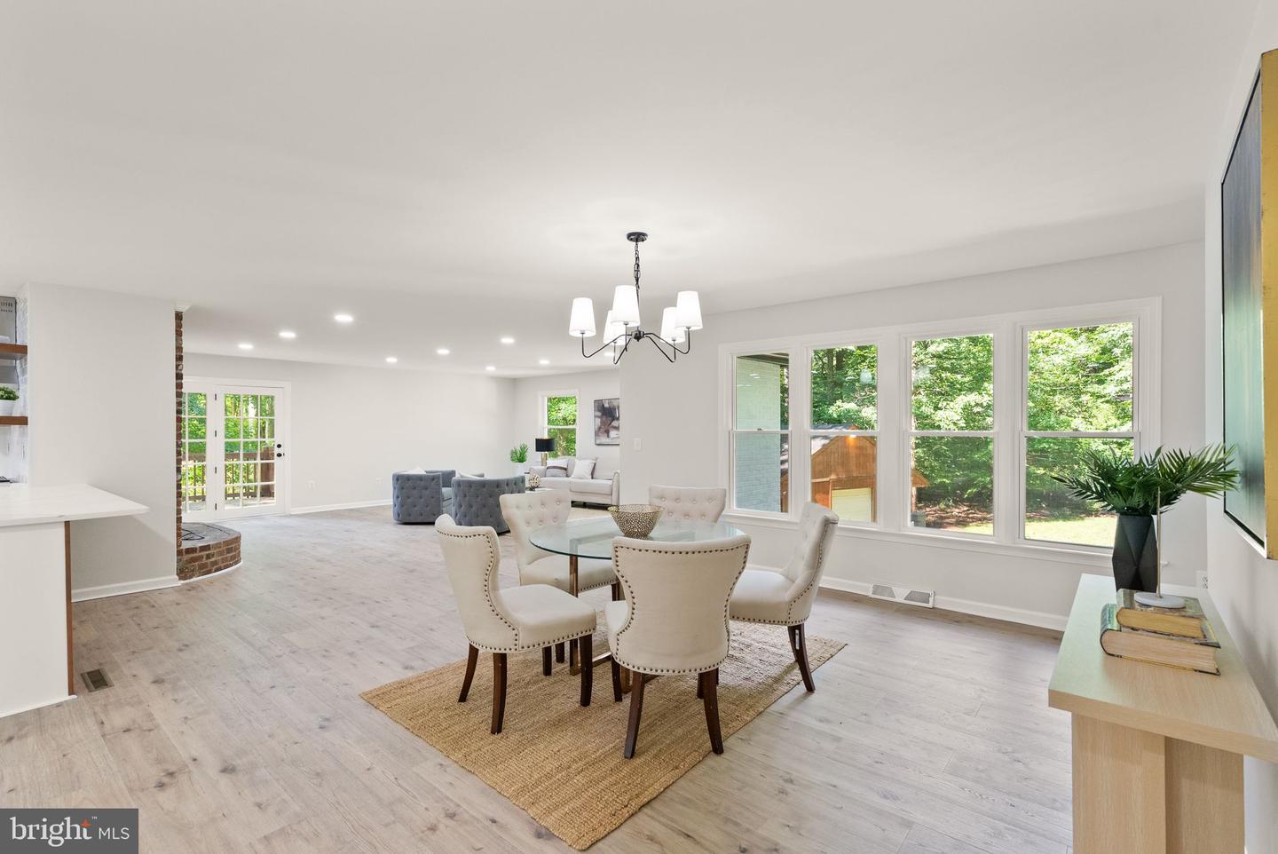 14863 PRESTIGE DR, WOODBRIDGE, Virginia 22193, 6 Bedrooms Bedrooms, ,3 BathroomsBathrooms,Residential,For sale,14863 PRESTIGE DR,VAPW2094480 MLS # VAPW2094480