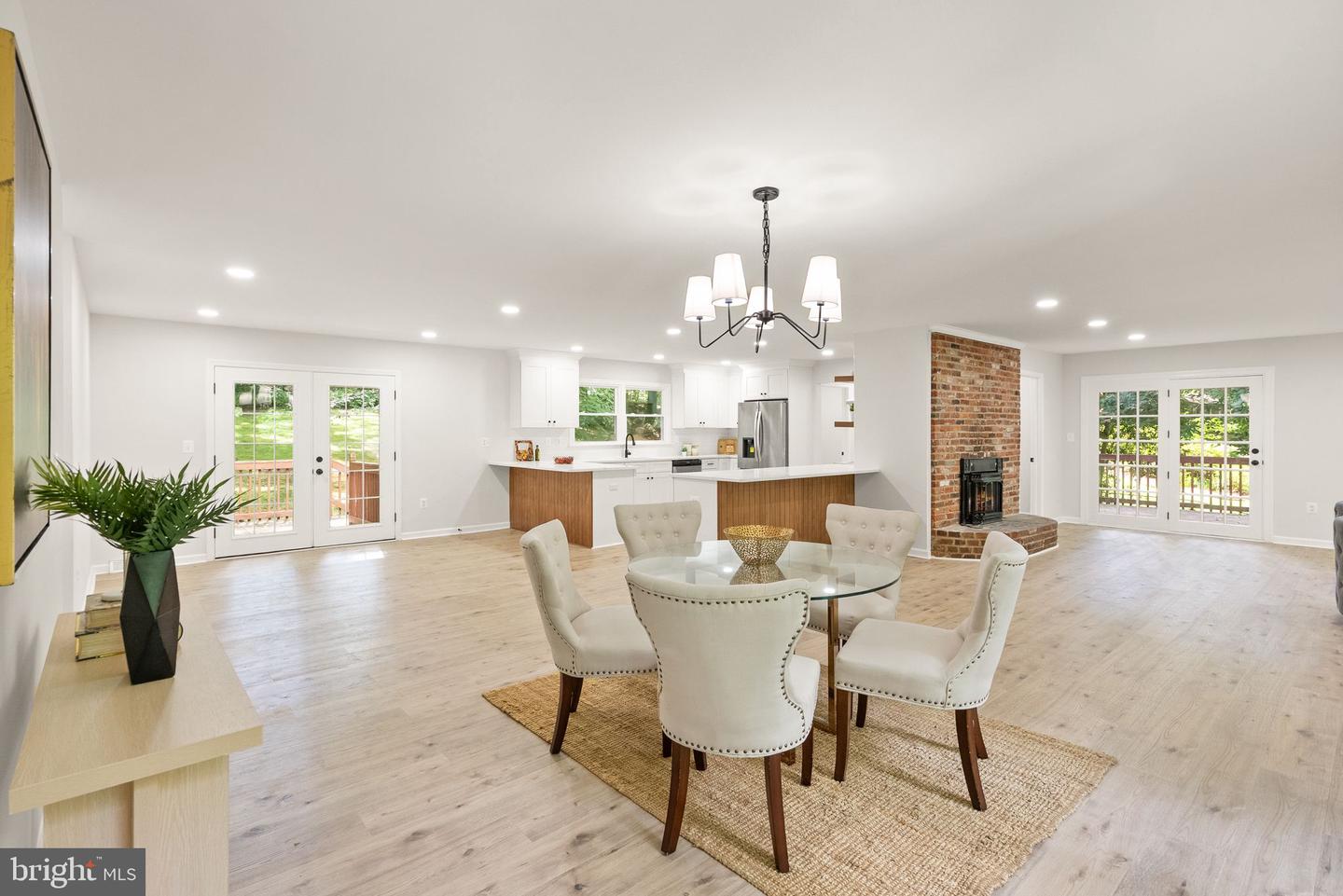 14863 PRESTIGE DR, WOODBRIDGE, Virginia 22193, 6 Bedrooms Bedrooms, ,3 BathroomsBathrooms,Residential,For sale,14863 PRESTIGE DR,VAPW2094480 MLS # VAPW2094480