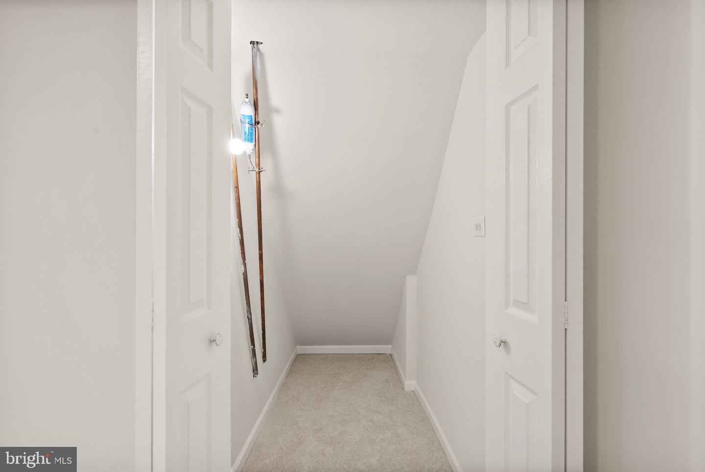 14863 PRESTIGE DR, WOODBRIDGE, Virginia 22193, 6 Bedrooms Bedrooms, ,3 BathroomsBathrooms,Residential,For sale,14863 PRESTIGE DR,VAPW2094480 MLS # VAPW2094480