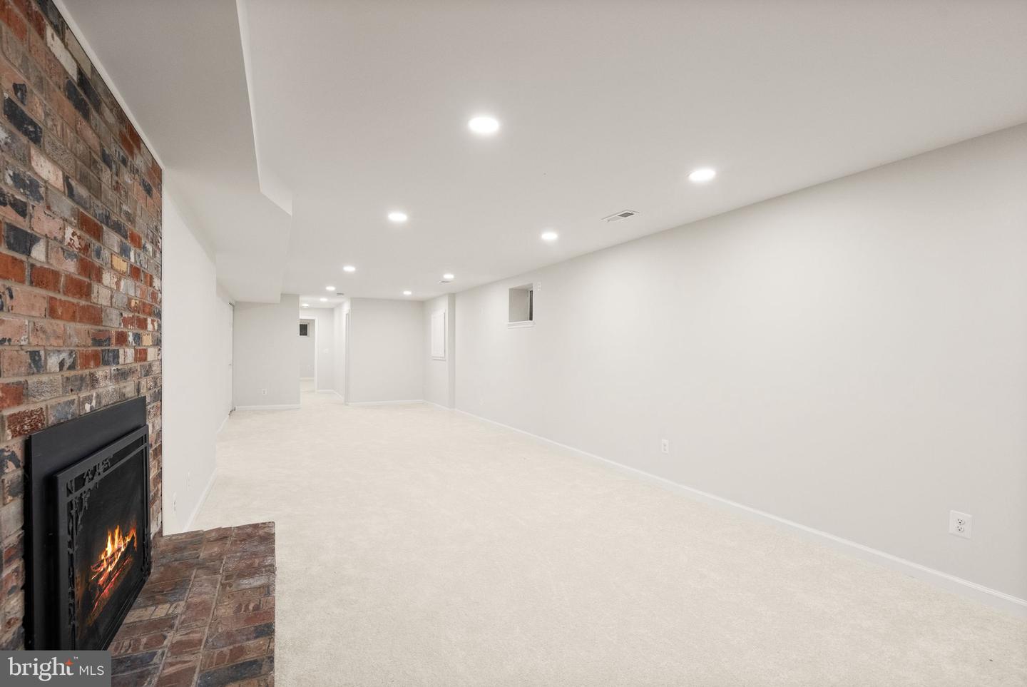 14863 PRESTIGE DR, WOODBRIDGE, Virginia 22193, 6 Bedrooms Bedrooms, ,3 BathroomsBathrooms,Residential,For sale,14863 PRESTIGE DR,VAPW2094480 MLS # VAPW2094480