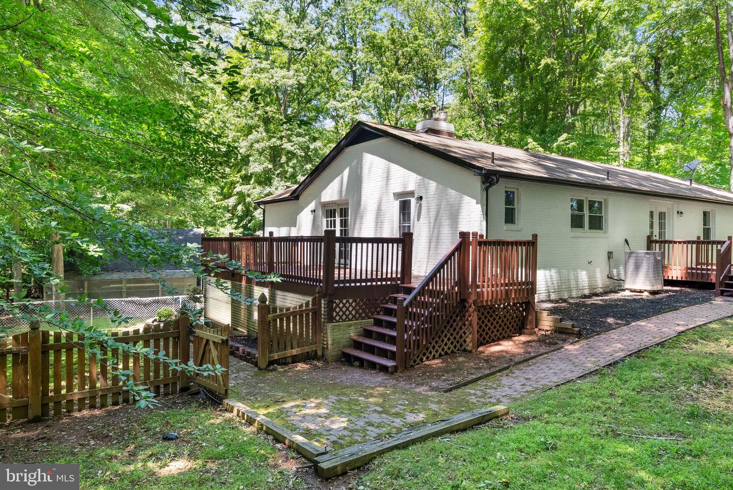 14863 PRESTIGE DR, WOODBRIDGE, Virginia 22193, 6 Bedrooms Bedrooms, ,3 BathroomsBathrooms,Residential,For sale,14863 PRESTIGE DR,VAPW2094480 MLS # VAPW2094480