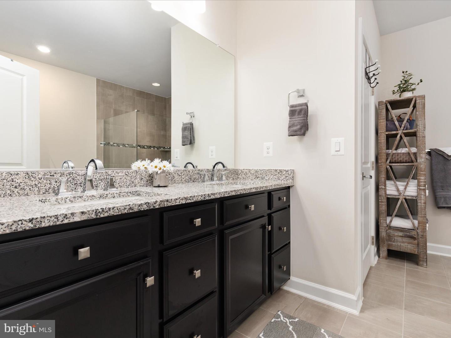 1714 GRAY SHALE TER SE, LEESBURG, Virginia 20175, 3 Bedrooms Bedrooms, ,3 BathroomsBathrooms,Residential,For sale,1714 GRAY SHALE TER SE,VALO2096168 MLS # VALO2096168