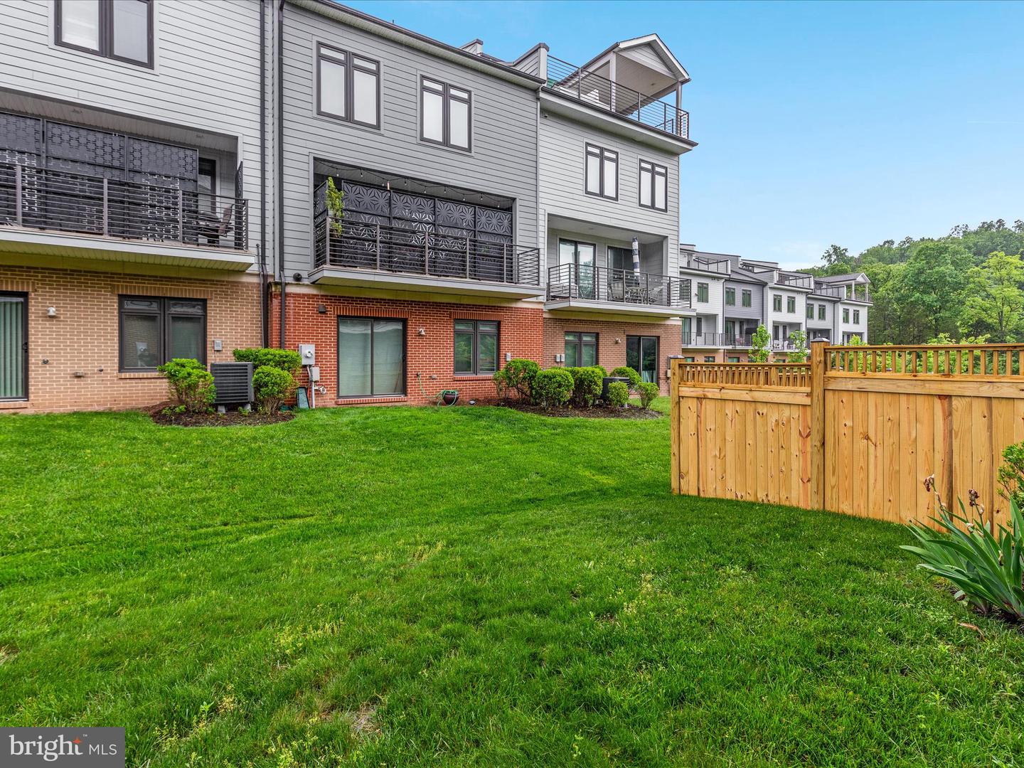 1714 GRAY SHALE TER SE, LEESBURG, Virginia 20175, 3 Bedrooms Bedrooms, ,3 BathroomsBathrooms,Residential,For sale,1714 GRAY SHALE TER SE,VALO2096168 MLS # VALO2096168