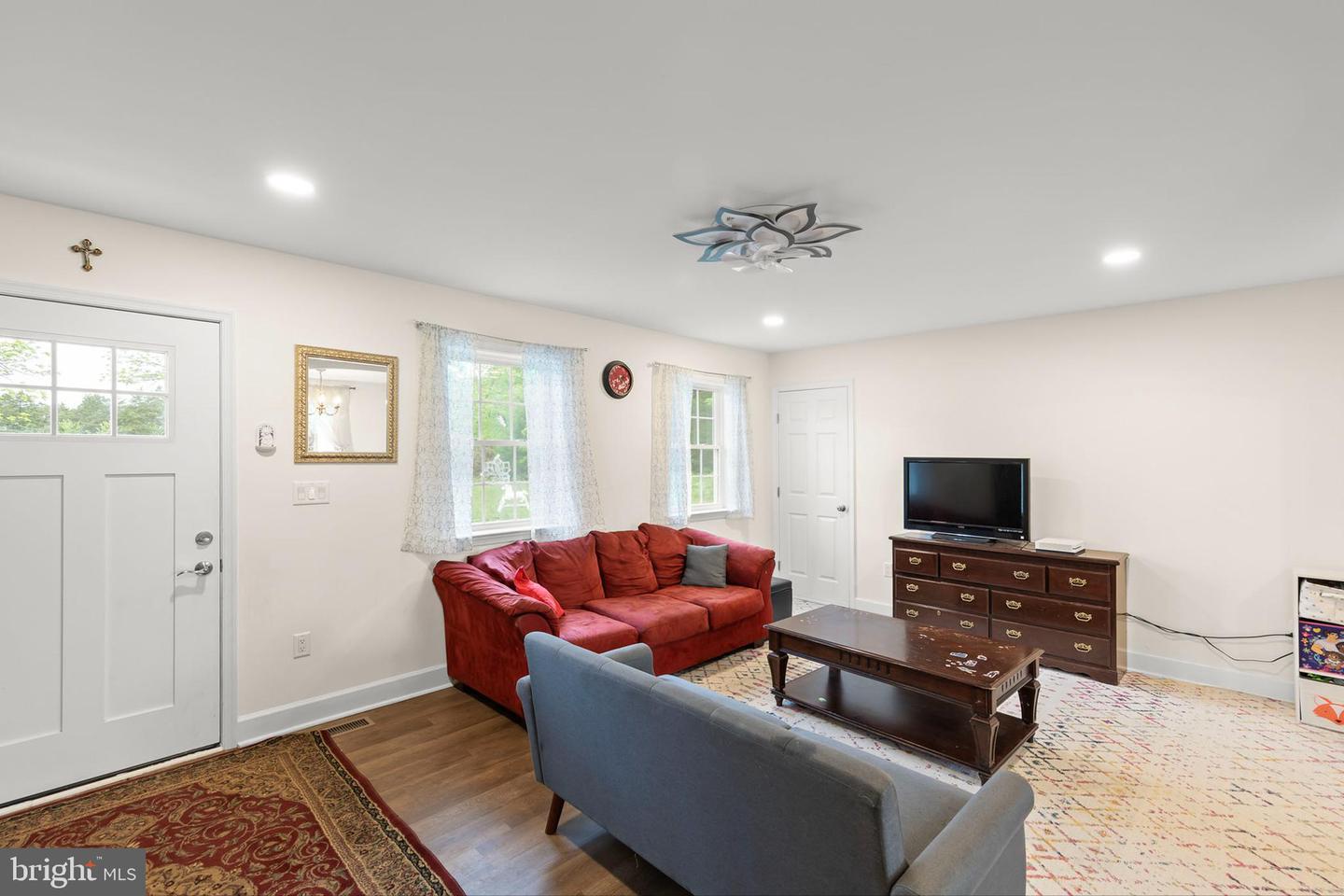 134 MOSHER COURT, WHITE POST, Virginia 22663, 3 Bedrooms Bedrooms, ,2 BathroomsBathrooms,Residential,For sale,134 MOSHER COURT,VAWR2011134 MLS # VAWR2011134