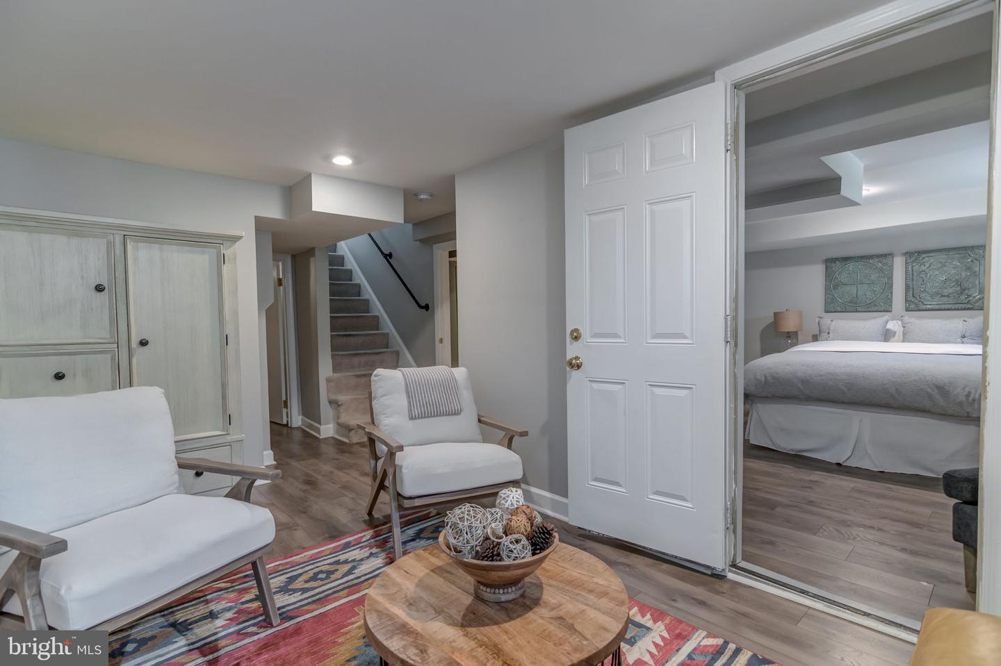 6711 FARRAGUT AVE, FALLS CHURCH, Virginia 22042, 3 Bedrooms Bedrooms, ,2 BathroomsBathrooms,Residential,For sale,6711 FARRAGUT AVE,VAFX2240258 MLS # VAFX2240258
