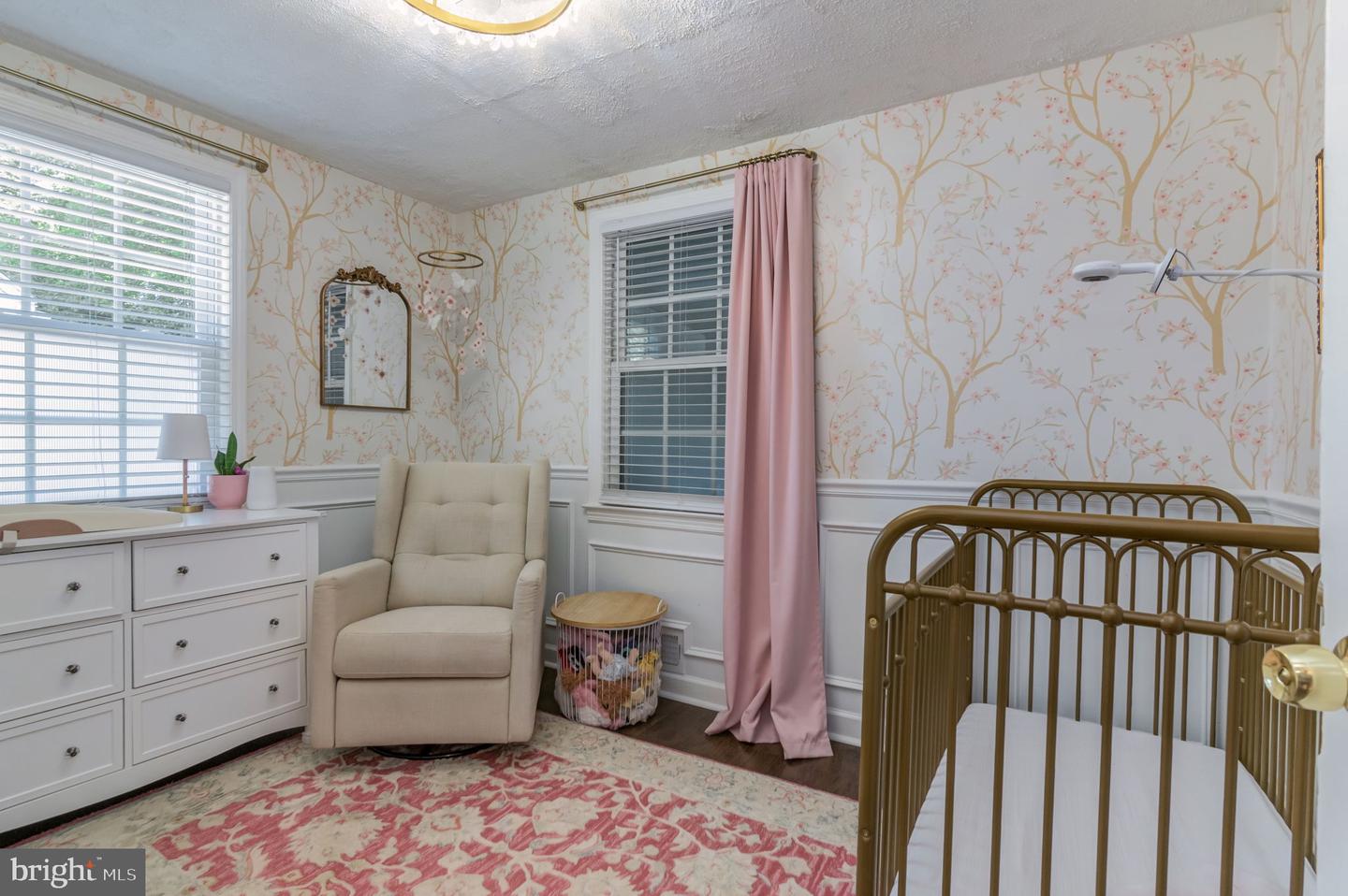 6711 FARRAGUT AVE, FALLS CHURCH, Virginia 22042, 3 Bedrooms Bedrooms, ,2 BathroomsBathrooms,Residential,For sale,6711 FARRAGUT AVE,VAFX2240258 MLS # VAFX2240258