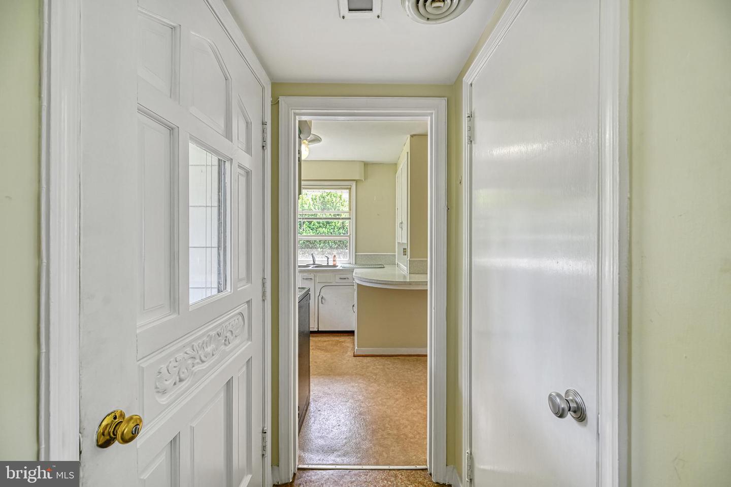 102 E WASHINGTON ST, REMINGTON, Virginia 22734, 2 Bedrooms Bedrooms, ,1 BathroomBathrooms,Residential,For sale,102 E WASHINGTON ST,VAFQ2016586 MLS # VAFQ2016586