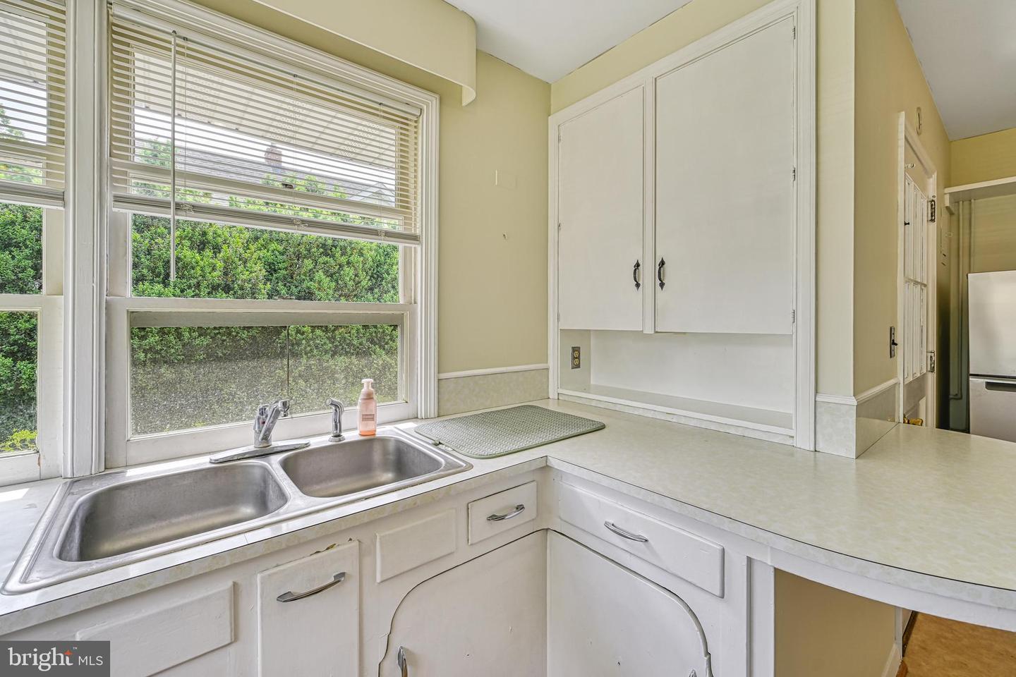 102 E WASHINGTON ST, REMINGTON, Virginia 22734, 2 Bedrooms Bedrooms, ,1 BathroomBathrooms,Residential,For sale,102 E WASHINGTON ST,VAFQ2016586 MLS # VAFQ2016586