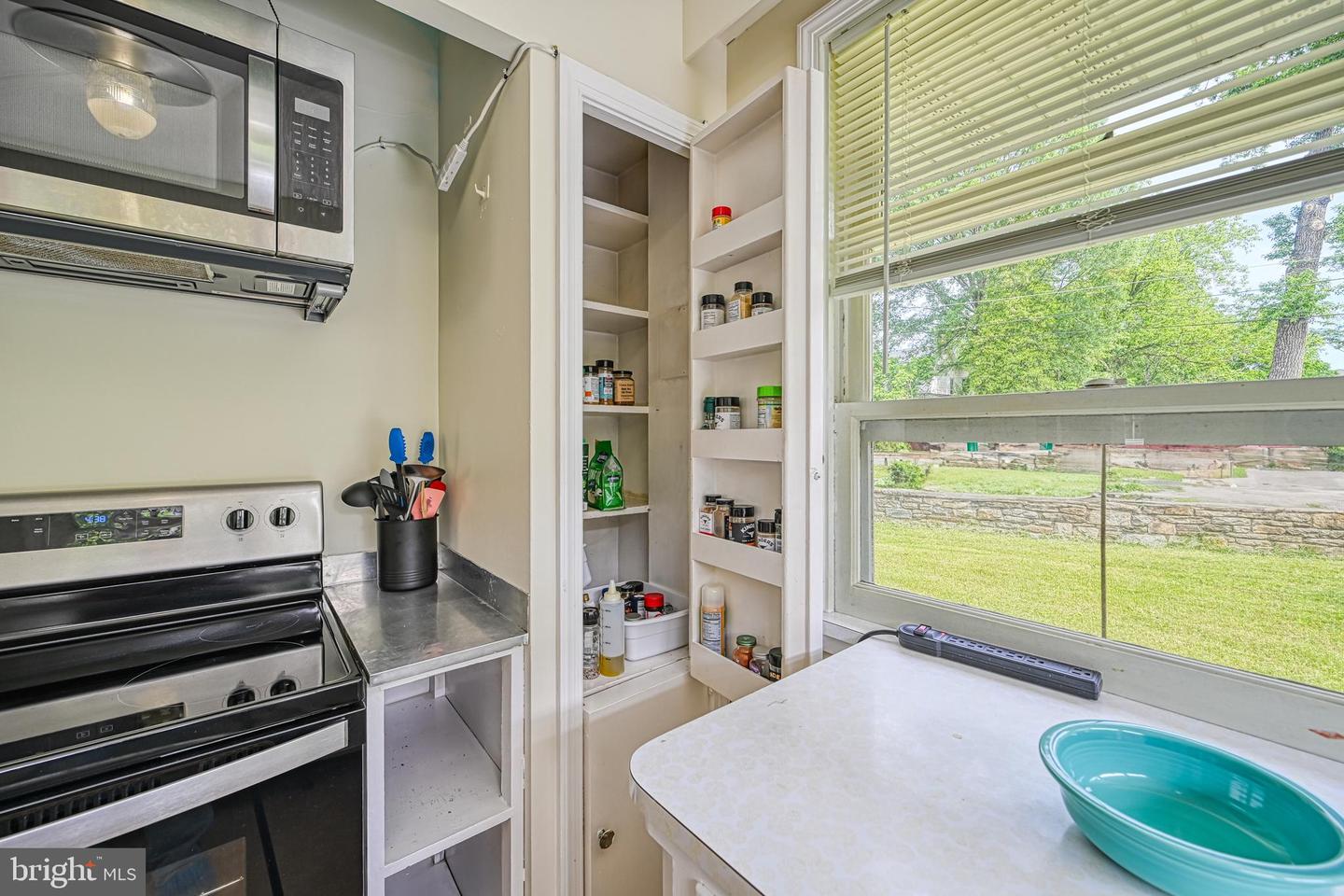 102 E WASHINGTON ST, REMINGTON, Virginia 22734, 2 Bedrooms Bedrooms, ,1 BathroomBathrooms,Residential,For sale,102 E WASHINGTON ST,VAFQ2016586 MLS # VAFQ2016586